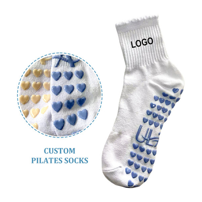 Des filles colorées Pilates Chaussettes à rayures Gym Anti-Slip Yoga Chaussettes à la poignée du cœur