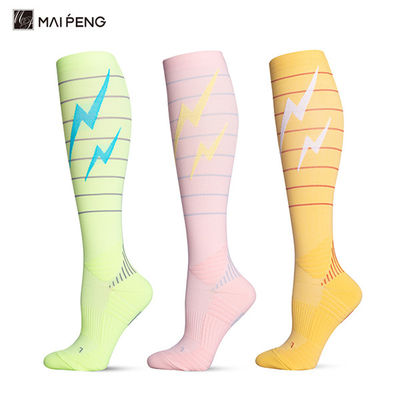 Mua Phụ nữ Polyester Đồ chơi thể thao nén vớ thể thao màu sắc tùy chỉnh online manufacture
