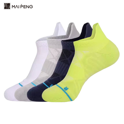Des chaussettes de course sportive à basse coupe des chaussettes de cheville de sport tricotées Logo personnalisé