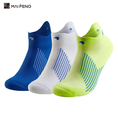Des chaussettes de course pour hommes de sport sur mesure