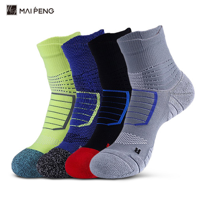Des chaussettes de sport Coolmax à coussin, respirantes, des chaussettes de basket-ball pour équipes sportives