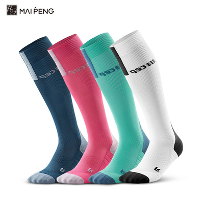 Des chaussettes de sport à compression sur mesure