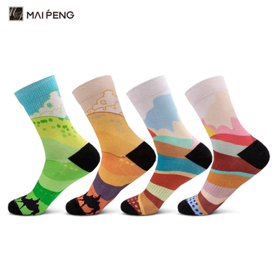 Des chaussettes blanches à la sublimation numérique 360 couleurs personnalisées