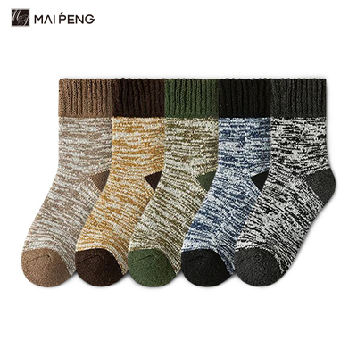 Mode chaussettes d'hiver en cachemire de laine épaisse chaussettes chaudes douces en terre
